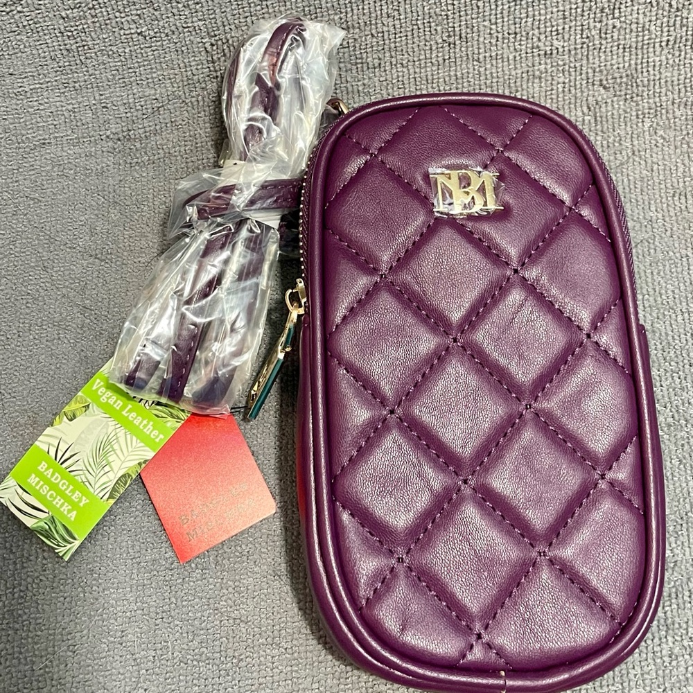 NWT Studio Badgley Mischa Plum Diamond Quilted Oval Crossbody Phone Bag/Purse